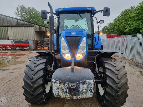 Chris Atkin & Son Ltd - New Holland T6080 RCSW